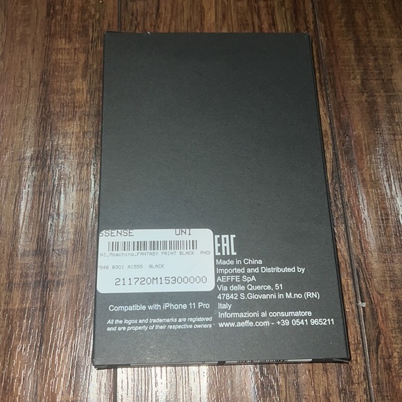 iPhone 11 Pro case - Picture 2 of 2